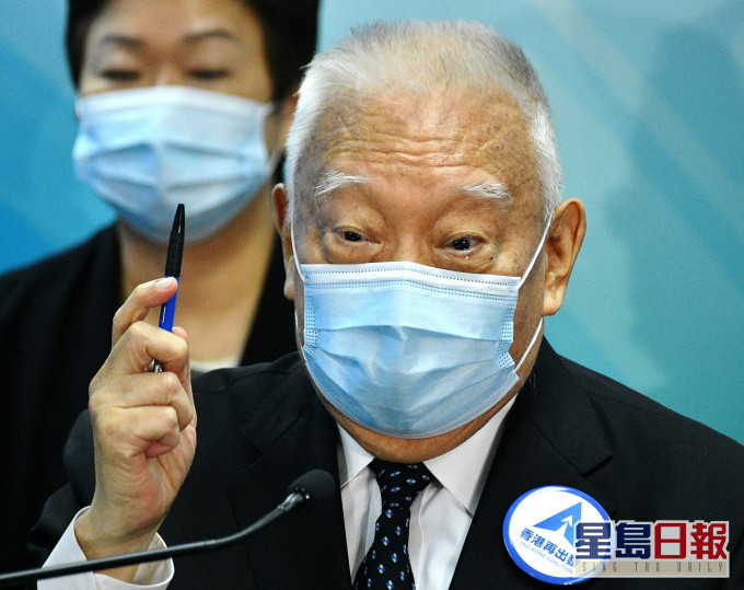 全國政協副主席董建華呼籲市民團結一致,支持新的選舉制度,選出愛國愛港的治港者。資料圖片