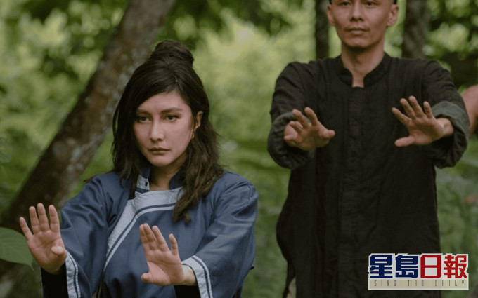 由何超儀及陳子聰監製的新片《Edge of the world》剛在6月4日在美國上映。
