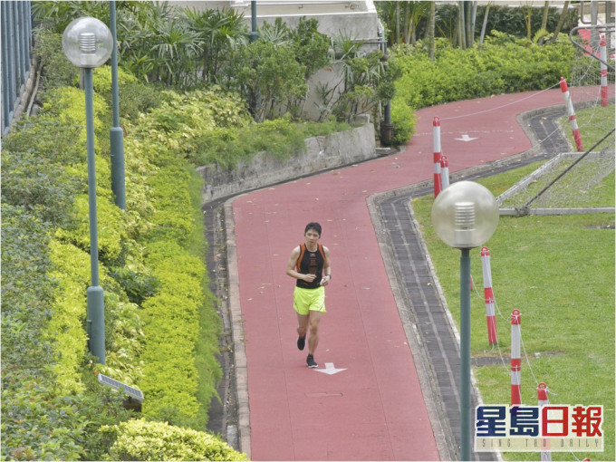 康文署下周二重开部分场地,包括缓跑径。资料图片