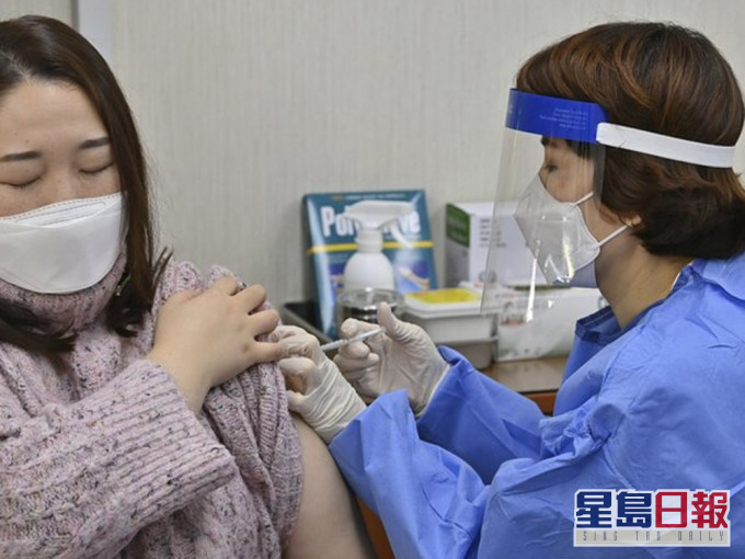 南韓再多674人接種疫苗後疑似異常反應。AP