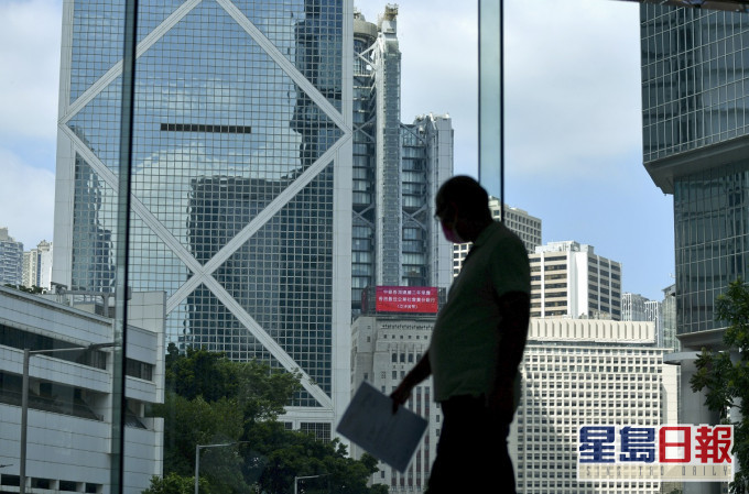 有業主打算賣舊樓換新樓,卻遇上買家財困。示意圖片
