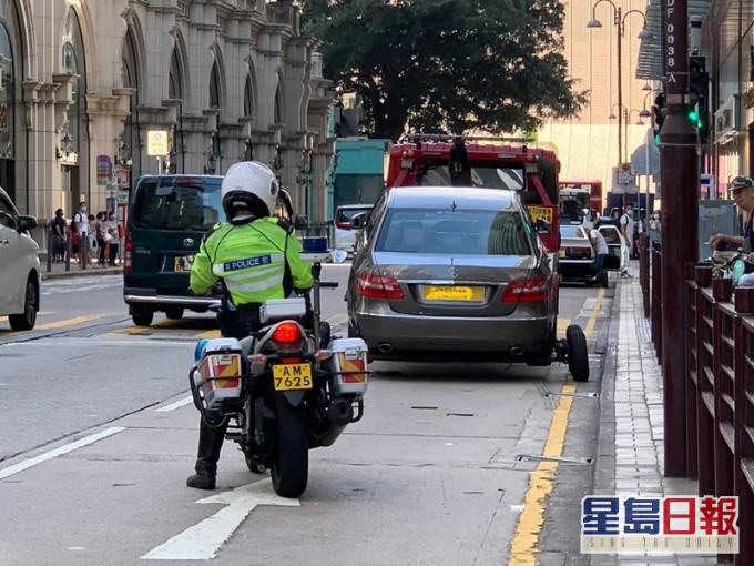 行動中共拖走9輛車。圖:警方提供