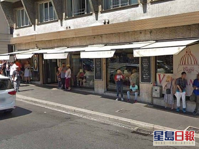 有遊客到羅馬旅遊時,在一間餐廳點了2個漢堡包和3杯咖啡,但竟要81.4歐元(約714港元)。 網上圖片