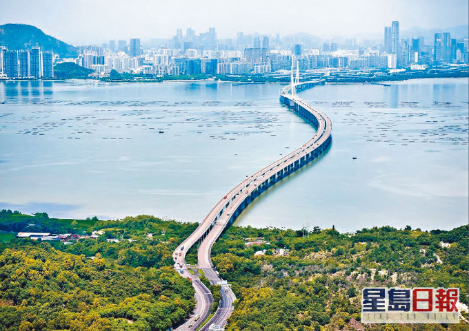 ■洪水橋未來擬建往來前海的港深西部鐵路等跨境項目。