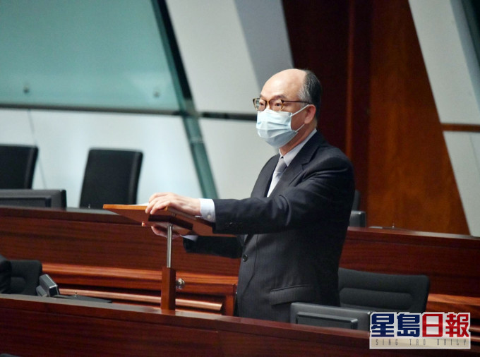 陳帆指,政府一直密切監察新界西北一帶的交通需求。