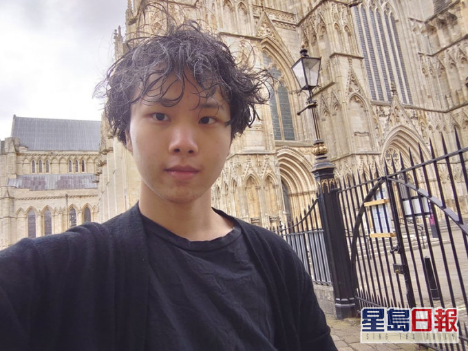 劉康抵英尋政治庇護。fb圖片