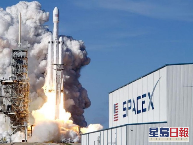 SpaceX 撼贏兩個對手成功爭取這份巨額合約。AP