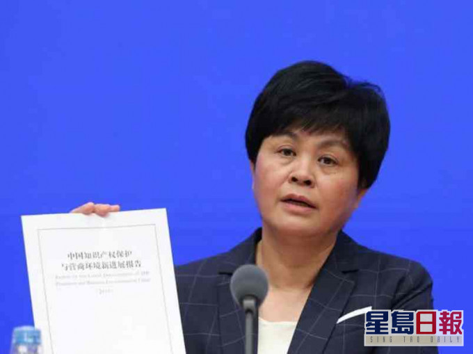 甘霖指截至上周五共查獲8904.6萬隻問題口罩。