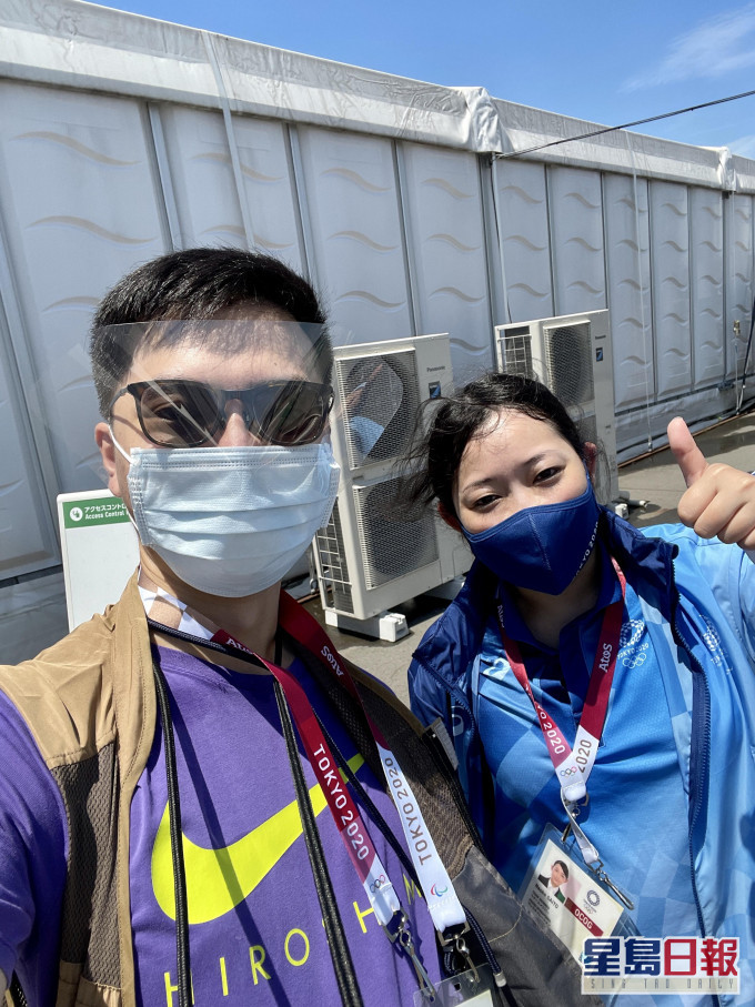 小記幸得女義工齋藤直子(右)幫助,親切服務令人感動。梁柏琛攝