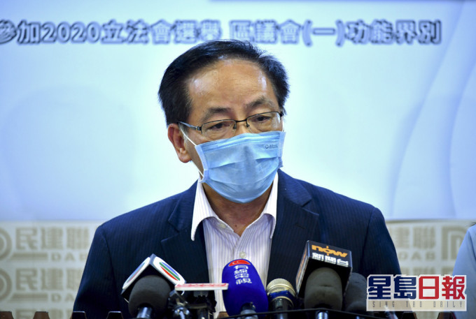 葉國謙料本屆議員會延任多1年,若無人主動辭職,全部議員會一起過渡。 資料圖片