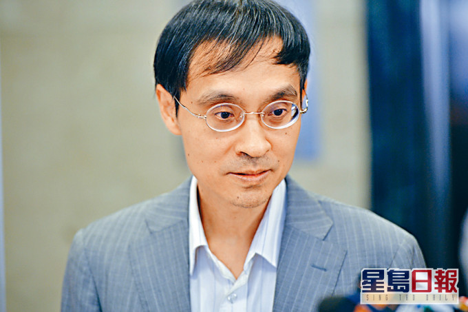 陳弘毅相信,對特區政府提出批評或不滿,不會構成顛覆,而要實質有推翻行為才算違法。 資料圖片