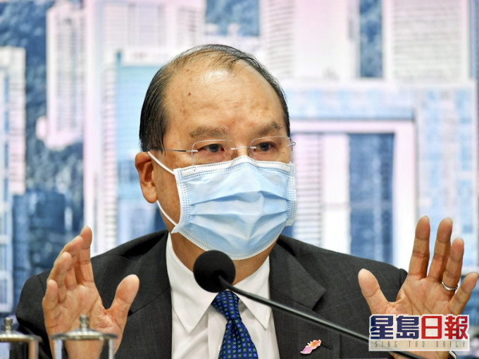 張建宗發表網誌指,特區政府堅決反對和嚴厲譴責美方的制裁行動,強調香港事務純屬中國內政,不容外國干涉。資料圖片