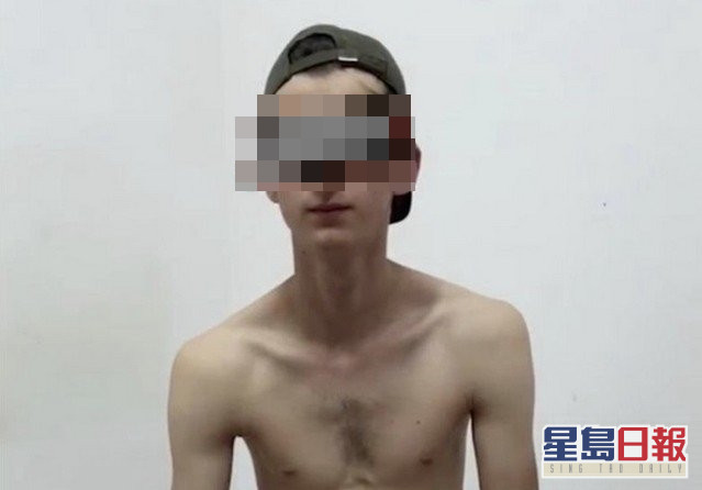 青年在影片中承認自己是網上頻道主持人塔索卡耶夫。網圖
