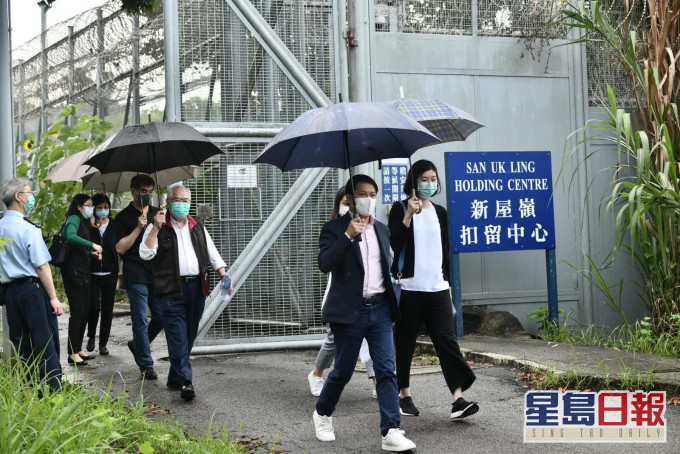 议员参观新屋岭扣留中心