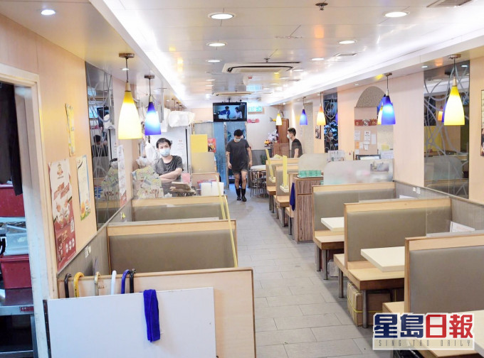 都城餐廳如常營業至傍晚關門。