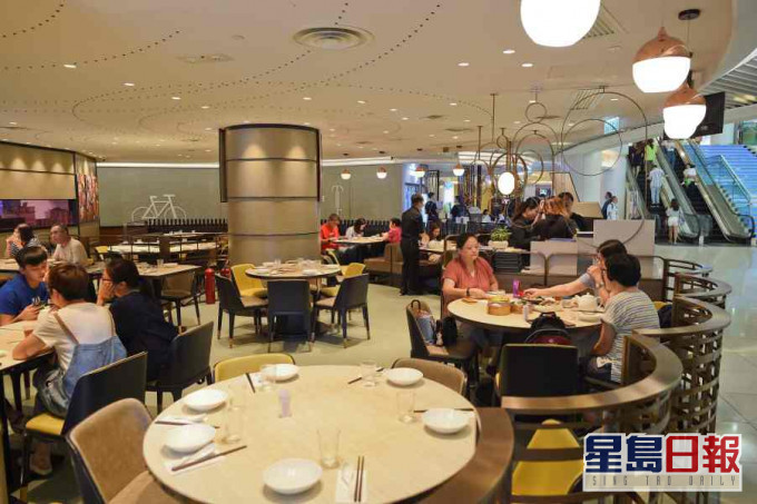 港爸背囊原來遺留在餐廳。資料圖片/示意圖