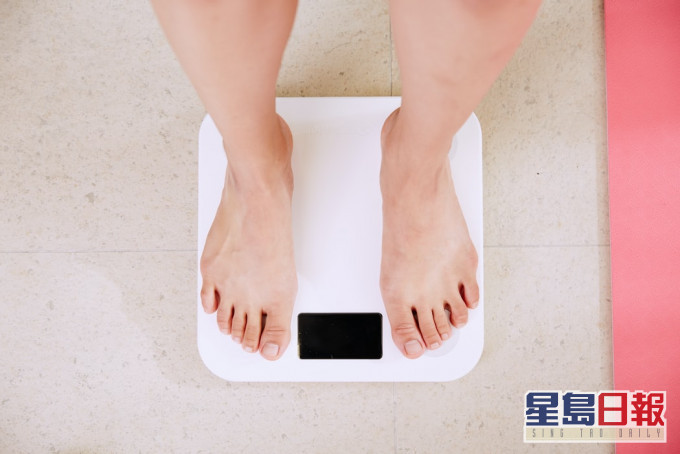 台湾一名女生想减肥所以一年之间吞掉一张棉被。unsplash图片