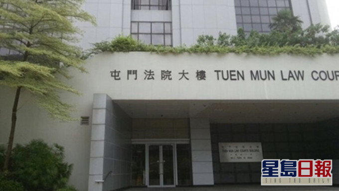 去年7月一名工人在流動工作台墮斃,兩間涉事公司各被判罰款6萬元。資料圖片