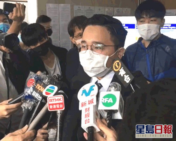 梁耀霆指會與律師團隊仔細研究片段內容。