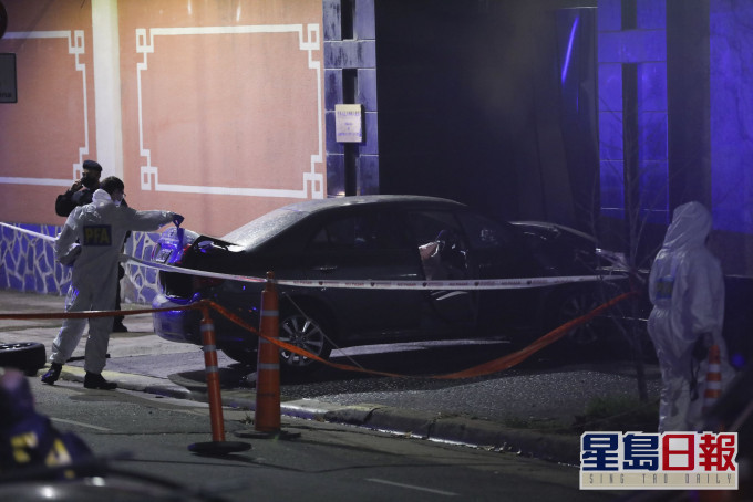 阿根廷一名男子駕車撞入中國使館。 AP