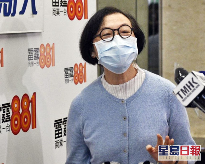 陈肇始发现酒吧等地方近日多了人聚集,强烈呼吁市民要克制,保持社交距离。
