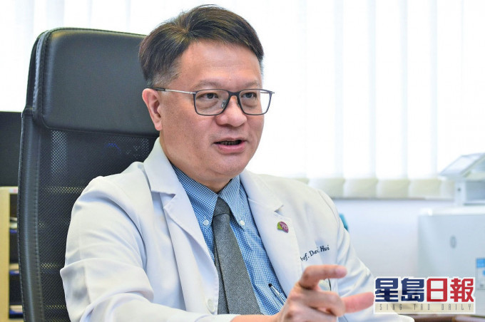 許樹昌指放寬措施仍高風險,惟明白政府有經濟考慮需要救市。資料圖片