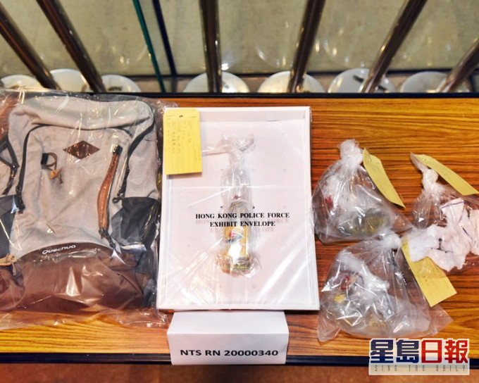 警方檢獲的懷疑汽油彈。