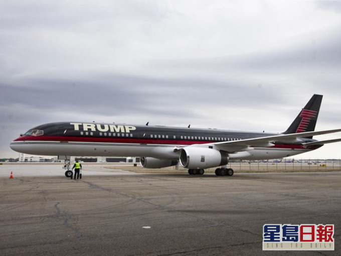 特朗普擁有一架波音757私人飛機，機上設備齊全。AP圖片