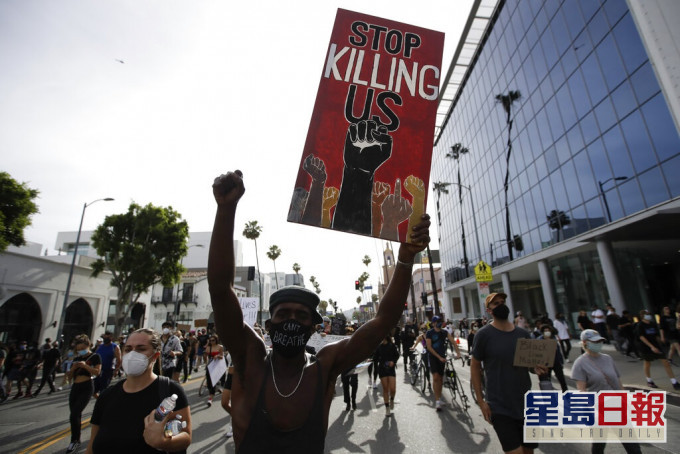 美國反警暴示威者。AP資料圖片