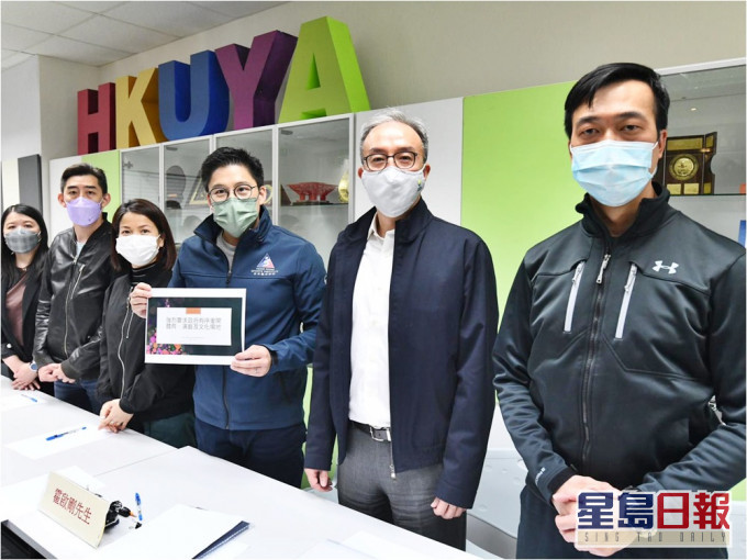 體藝業界促請政府容許重開場地。盧江球攝