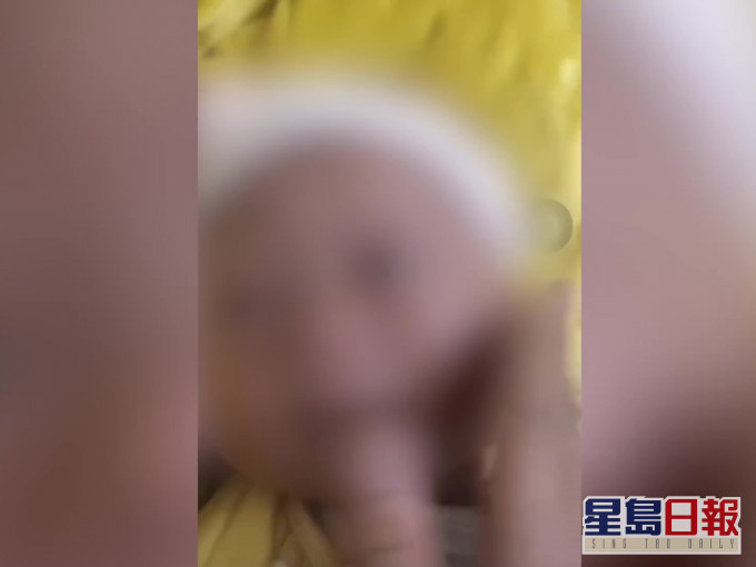 湖南汉育儿群组上传掌掴婴儿影片，警方表示是亲父所为。（网图）