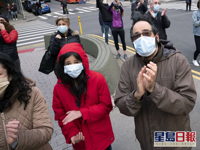 美国疫情仍然十分严峻。AP