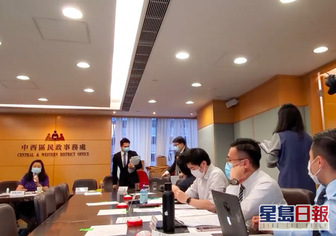 区议员任嘉儿FB影片截图