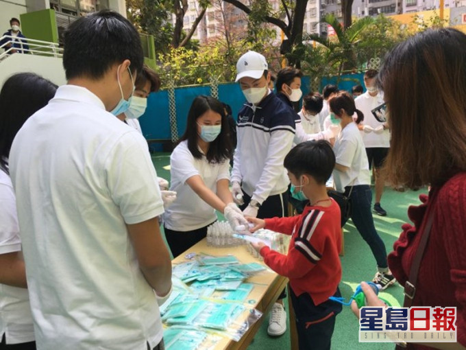 活动以中学生为主导角色。