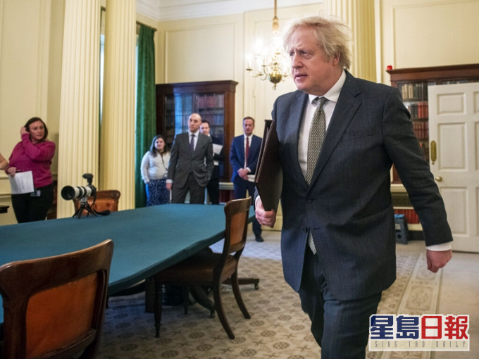 英國《衛報》報道,首相約翰遜正尋求加強與中方恢復經濟對話。AP圖片