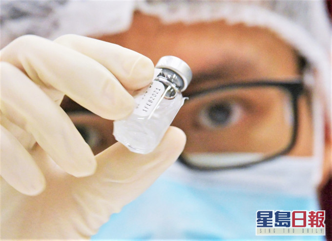 首次有市民接種復必泰疫苗後感不適。資料圖片