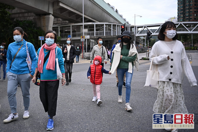 今早氣溫普遍跌至15℃或以下。