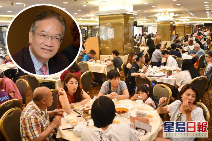 黃家和指,政府公布放寬防疫措施後,父親節的訂枱情況湧現,形容是「報復式消費」。 資料圖片