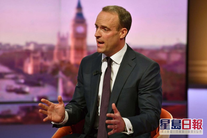蓝韬文表示英国已经作好准备,即使以与中国的自由贸易协议作为代价,亦要为港人争取权利与自由。