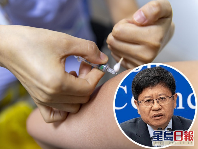 王华庆呼吁民众尽早接种疫苗建立免疫屏障。新华社