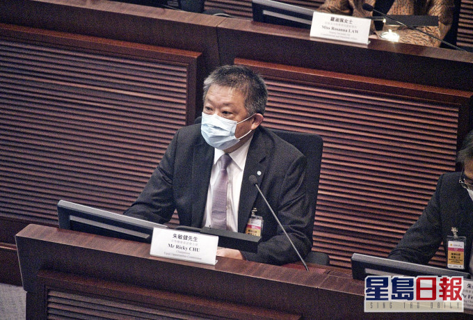 平機會主席朱敏健出席立法會會議。