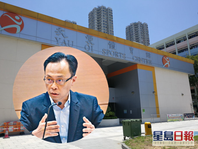 友愛體育館疫苗接種中心報告出錯,聶德權(小圓圖)稱已提醒職員。資料圖片
