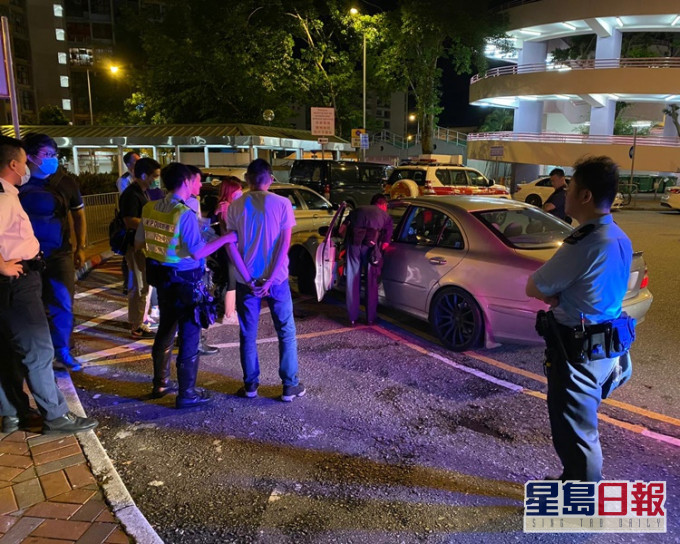 兩男女當場被捕。圖:警方提供