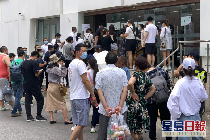 北京的肺炎疫情持續擴大。AP圖片