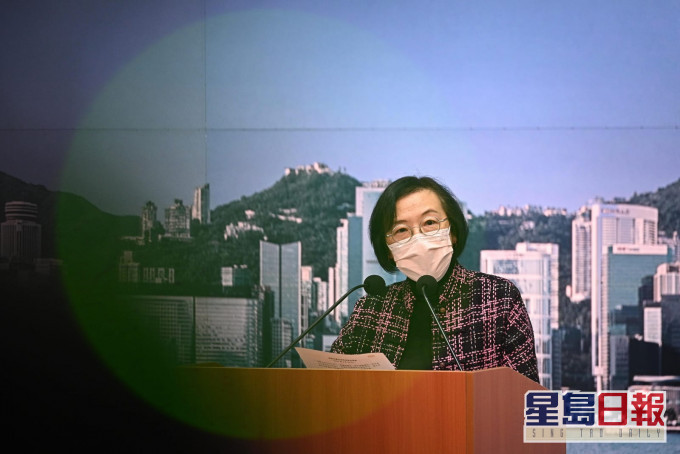 政府決定後日起有條件放寬防疫措施。