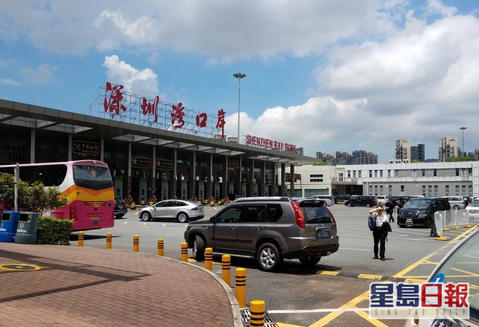 深圳拟对本港入境货车实施「单双号限行」。资料图片