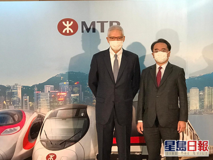 主席歐陽伯權、行政總裁金澤培。