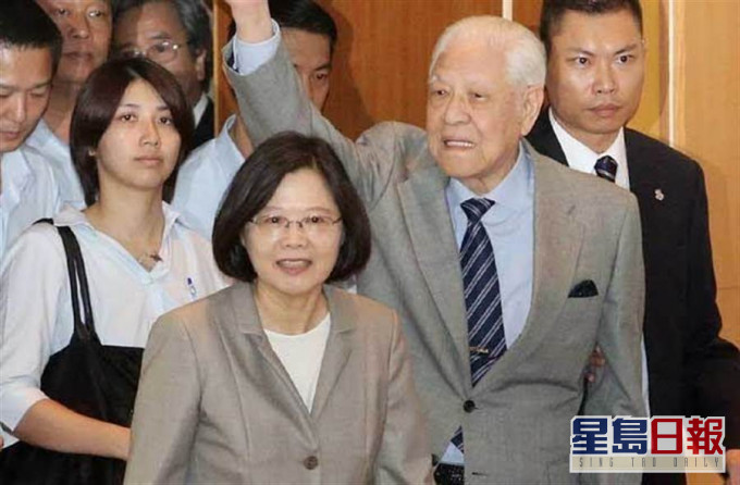 李登輝曾經稱台灣不適用「一國兩制」。網上圖片