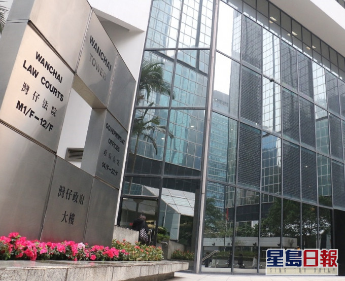 女被告今於區域法院承認3項串謀詐騙罪。資料圖片