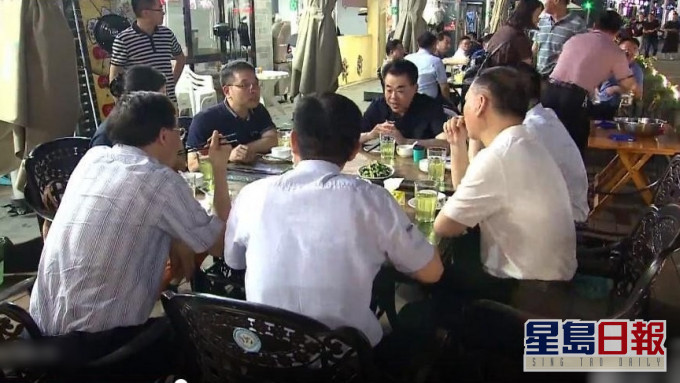 白明指,領導行夜市一方面想促消費,另一方面是證明抗疫成果。資料圖片